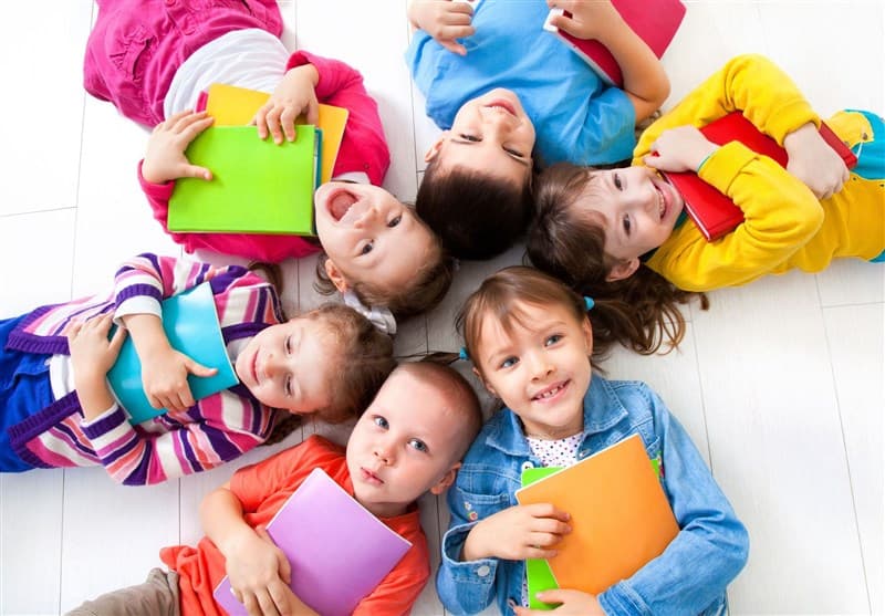 ۱۷ تکنیک برای حل مشکل تنبلی در نوشتن تکالیف بچهها